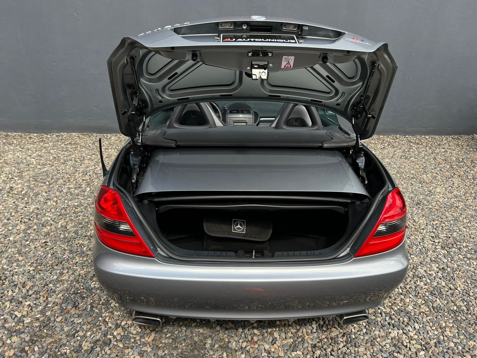 MERCEDES BENZ COMO NUEVO
